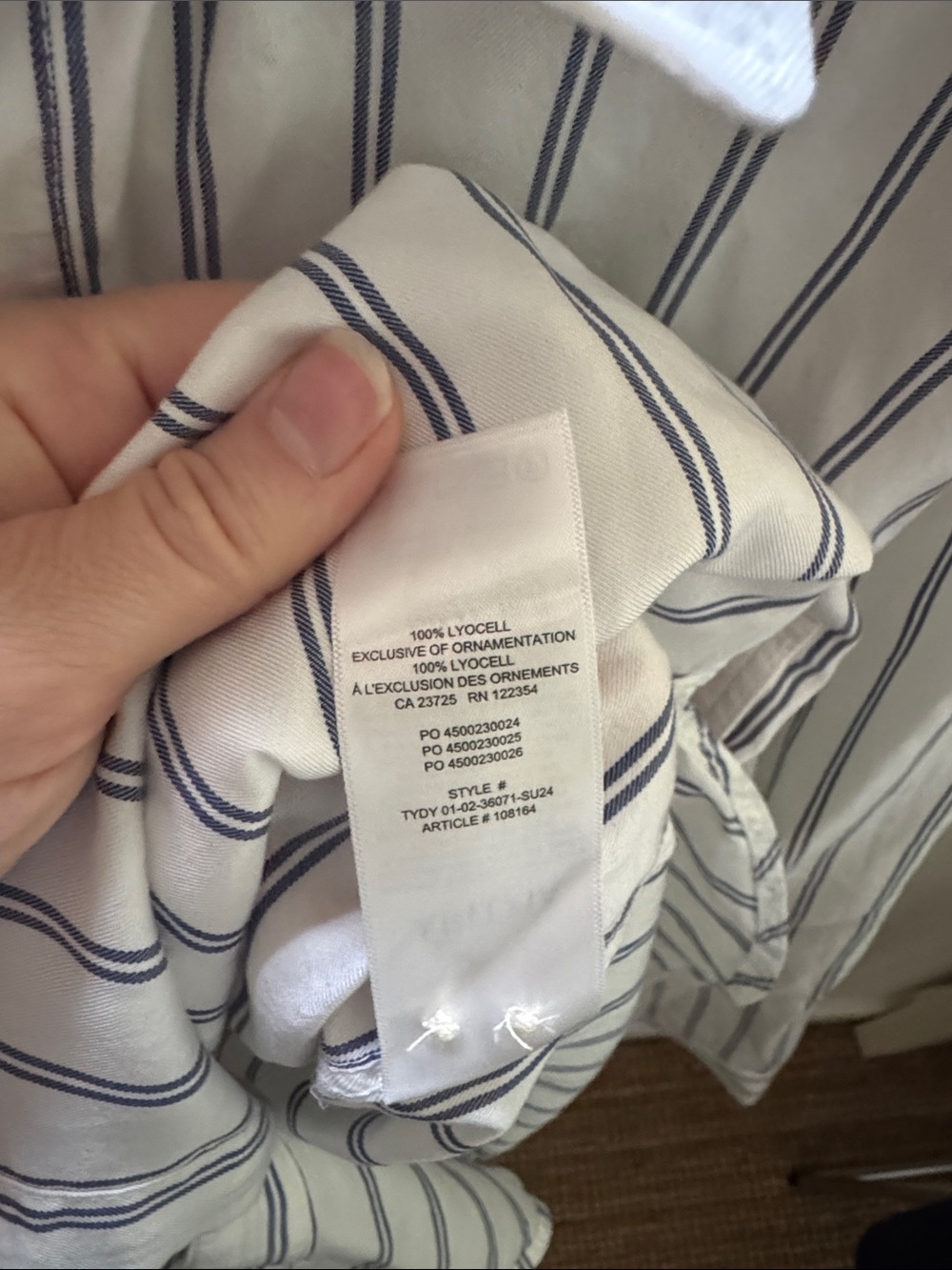 Aritzia Babaton Striped Utility Shirt White Navy Blue 100% Lyocell Button Up M - Picture 8 of 8